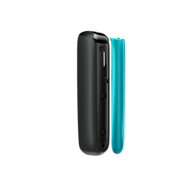 Vedere laterală capac frontal Ploom AURA Ocean Blue, separat de dispozitiv.
