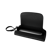 Vedere laterală etui Jet Black cu dispozitivul Ploom AURA și țigări (neincluse)